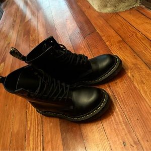 Dr Martens. Brand new!